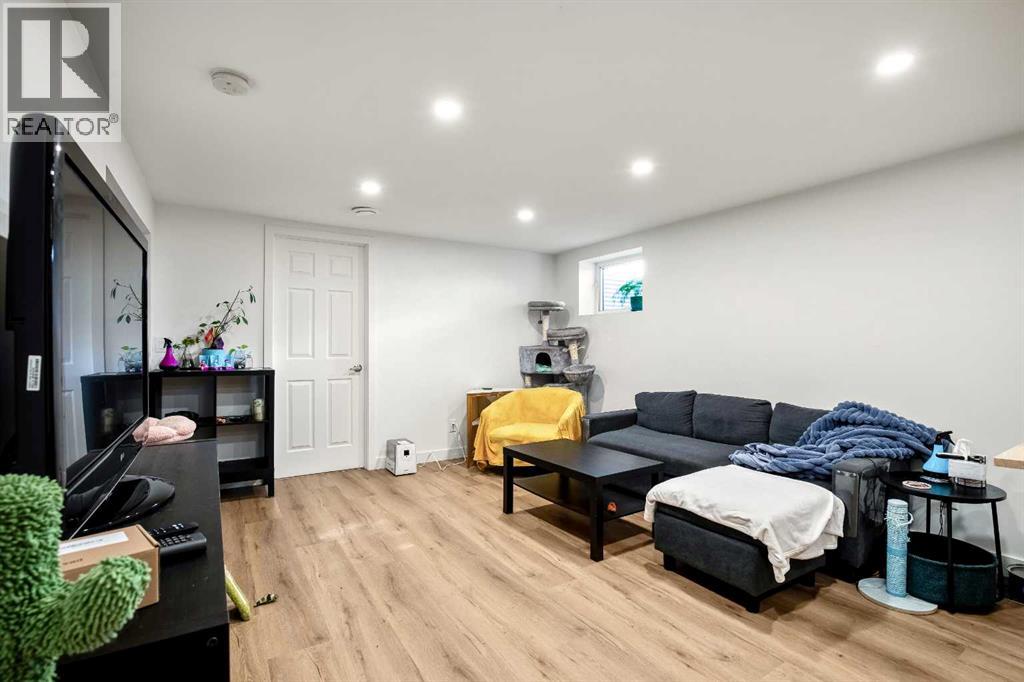 Single Family House Bungalow for Sale in  Cottonwood Crescent SE Southview Calgary 