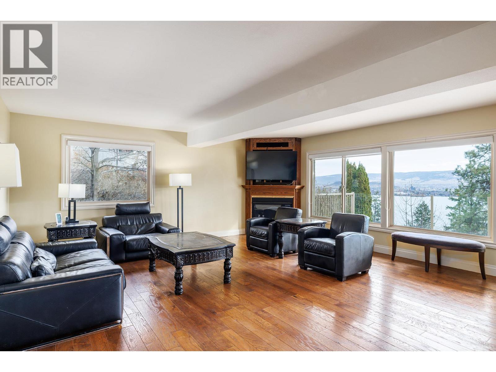 2661 Lakeridge Road, West Kelowna