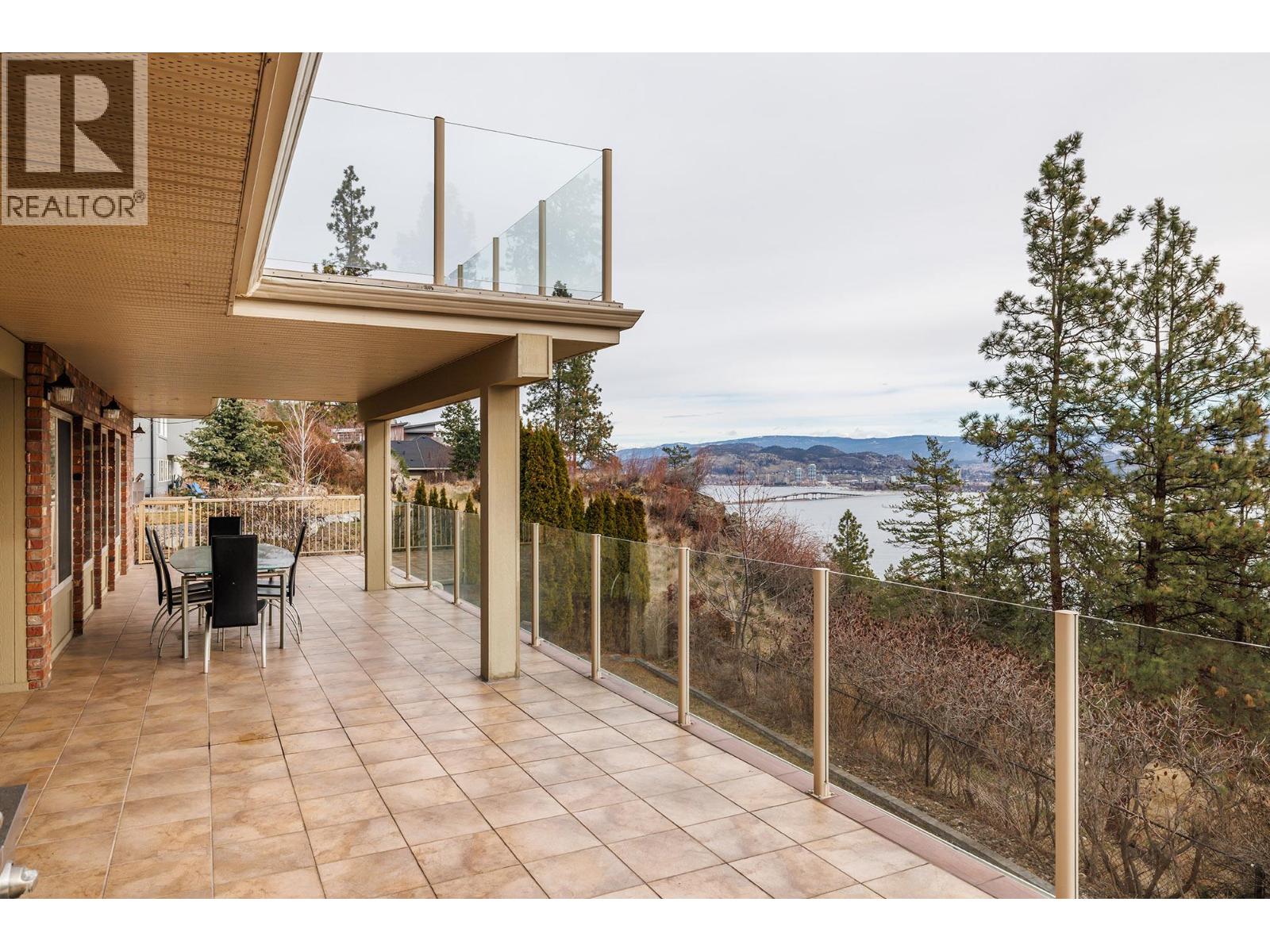 2661 Lakeridge Road, West Kelowna