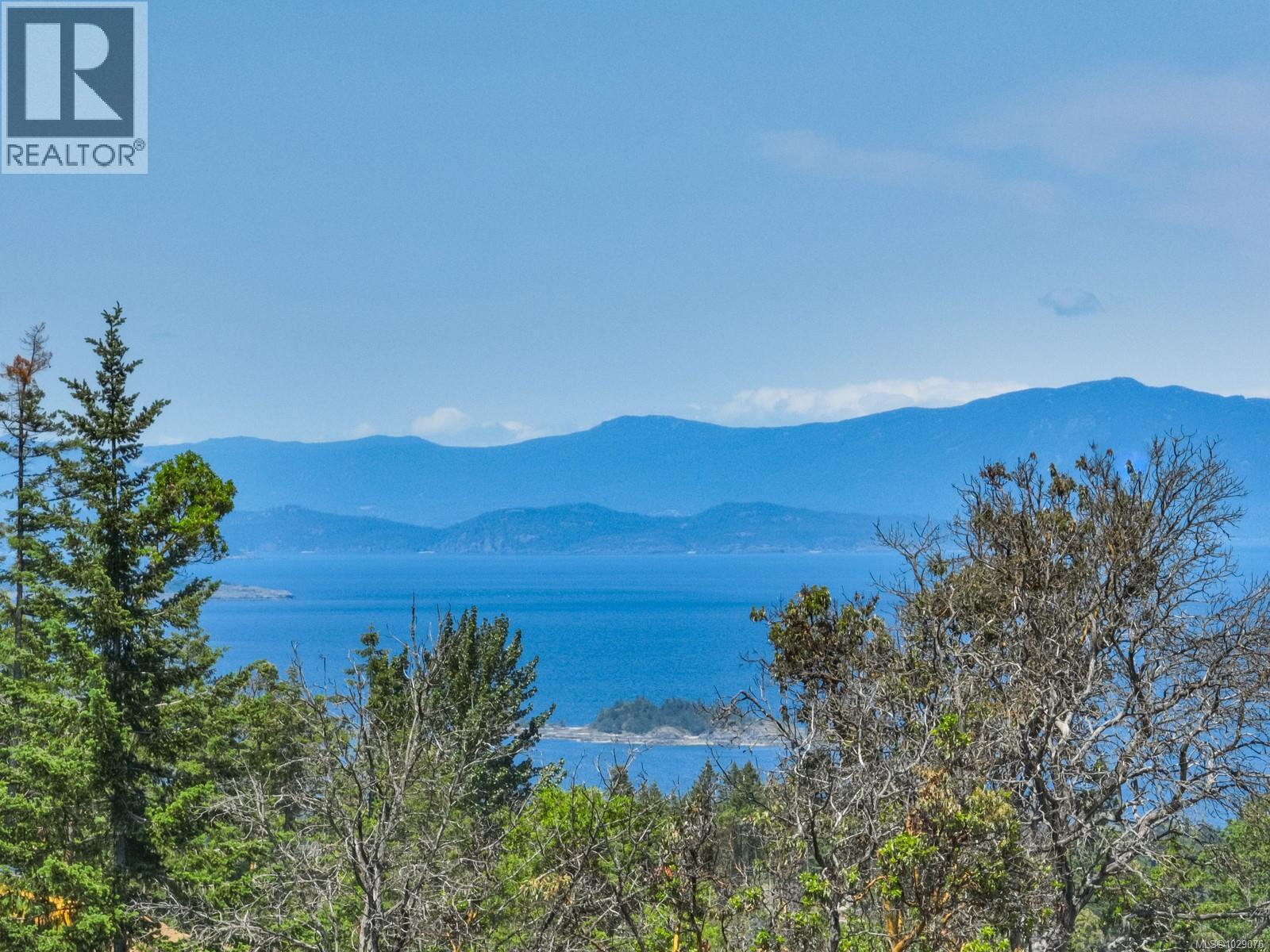 4985 Broad Ridge Pl, Lantzville