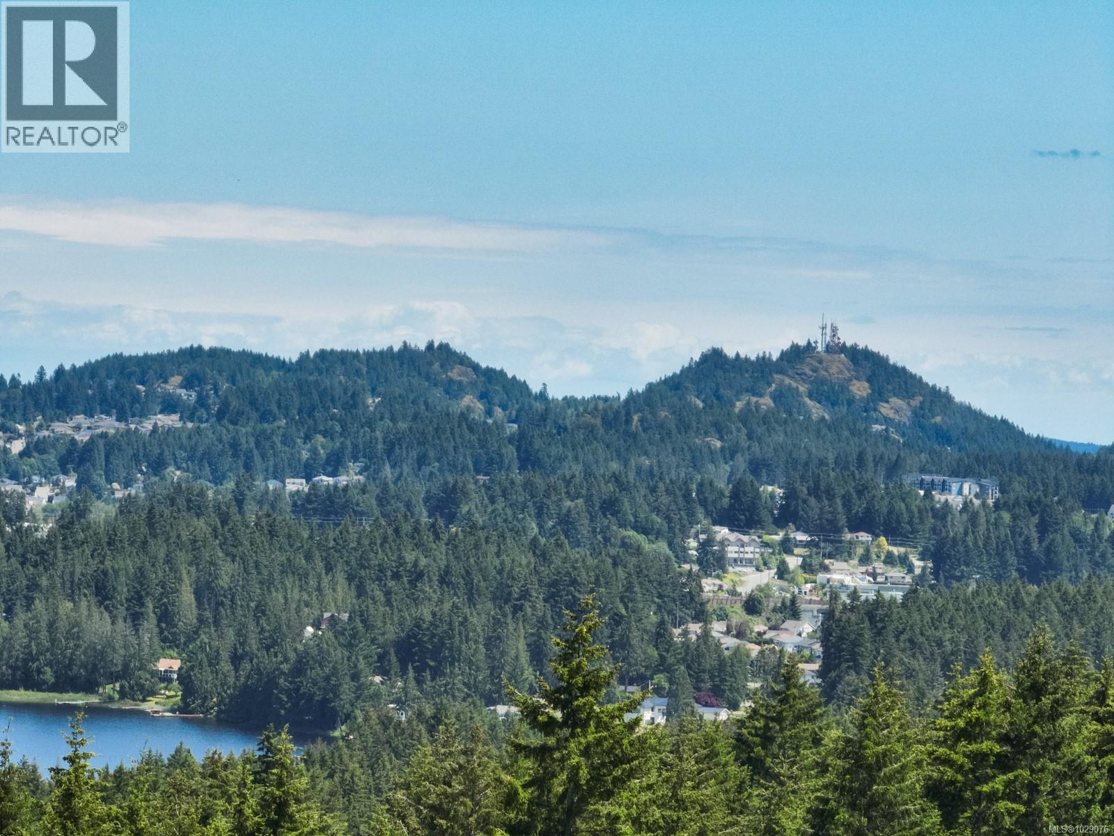 4985 Broad Ridge Pl, Lantzville