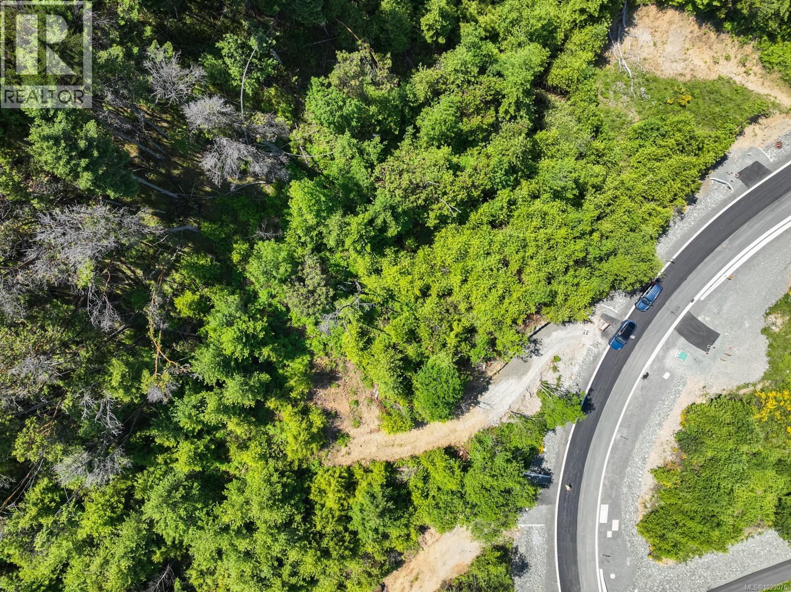 4985 Broad Ridge Pl, Lantzville