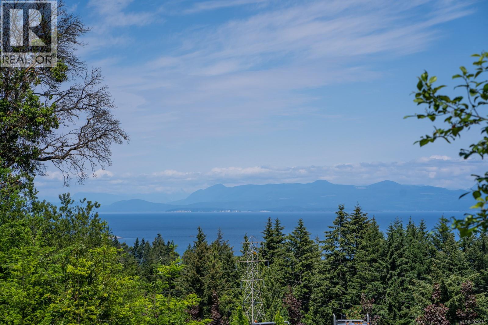 4985 Broad Ridge Pl, Lantzville