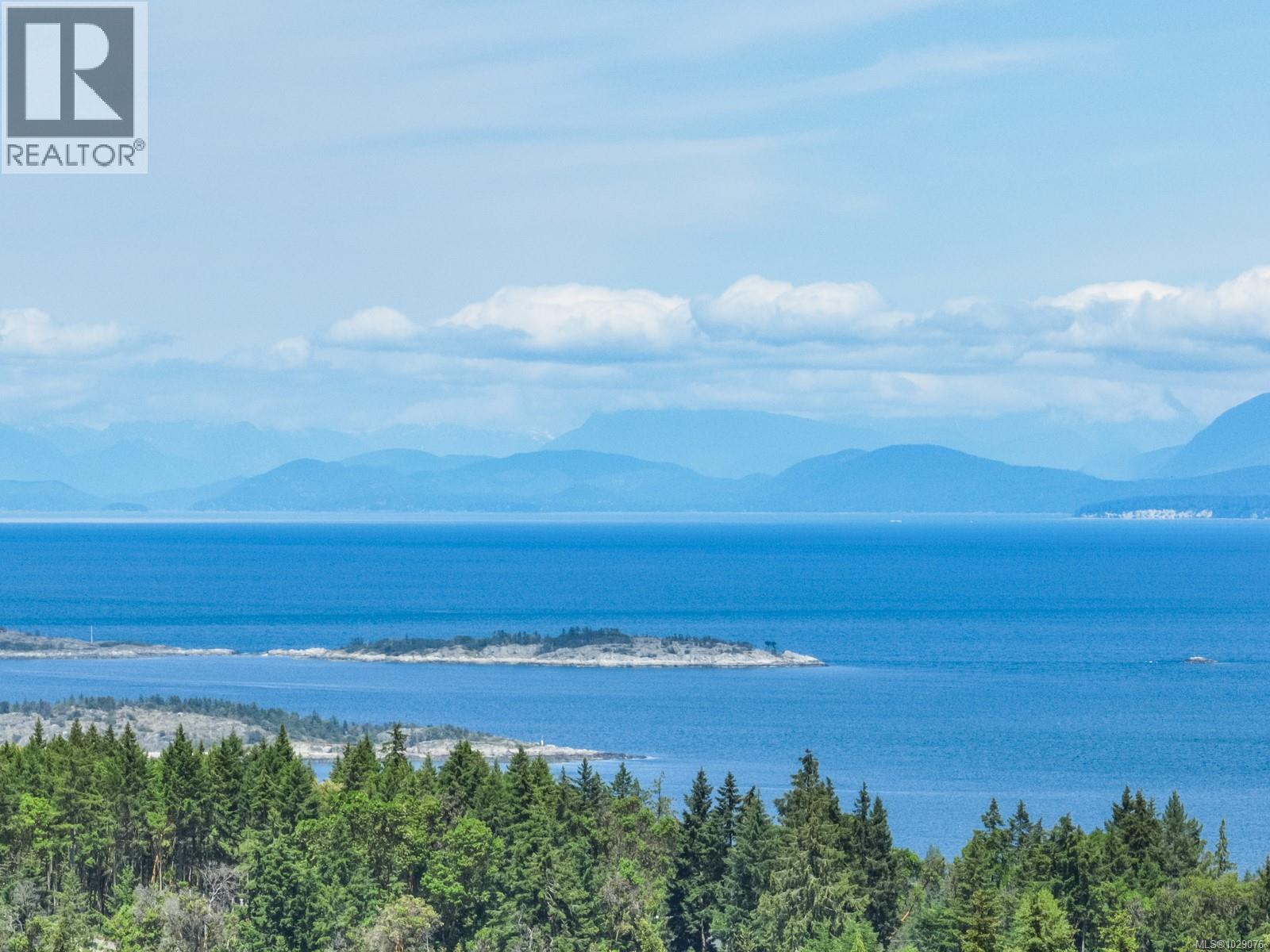 4985 Broad Ridge Pl, Lantzville