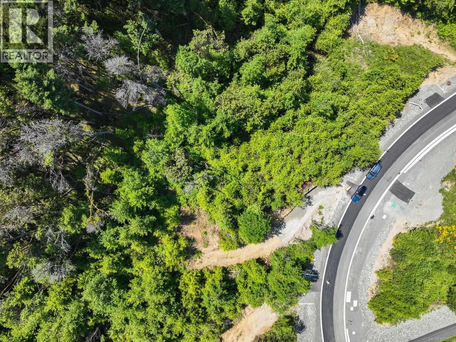 4985 Broad Ridge Pl, Lantzville