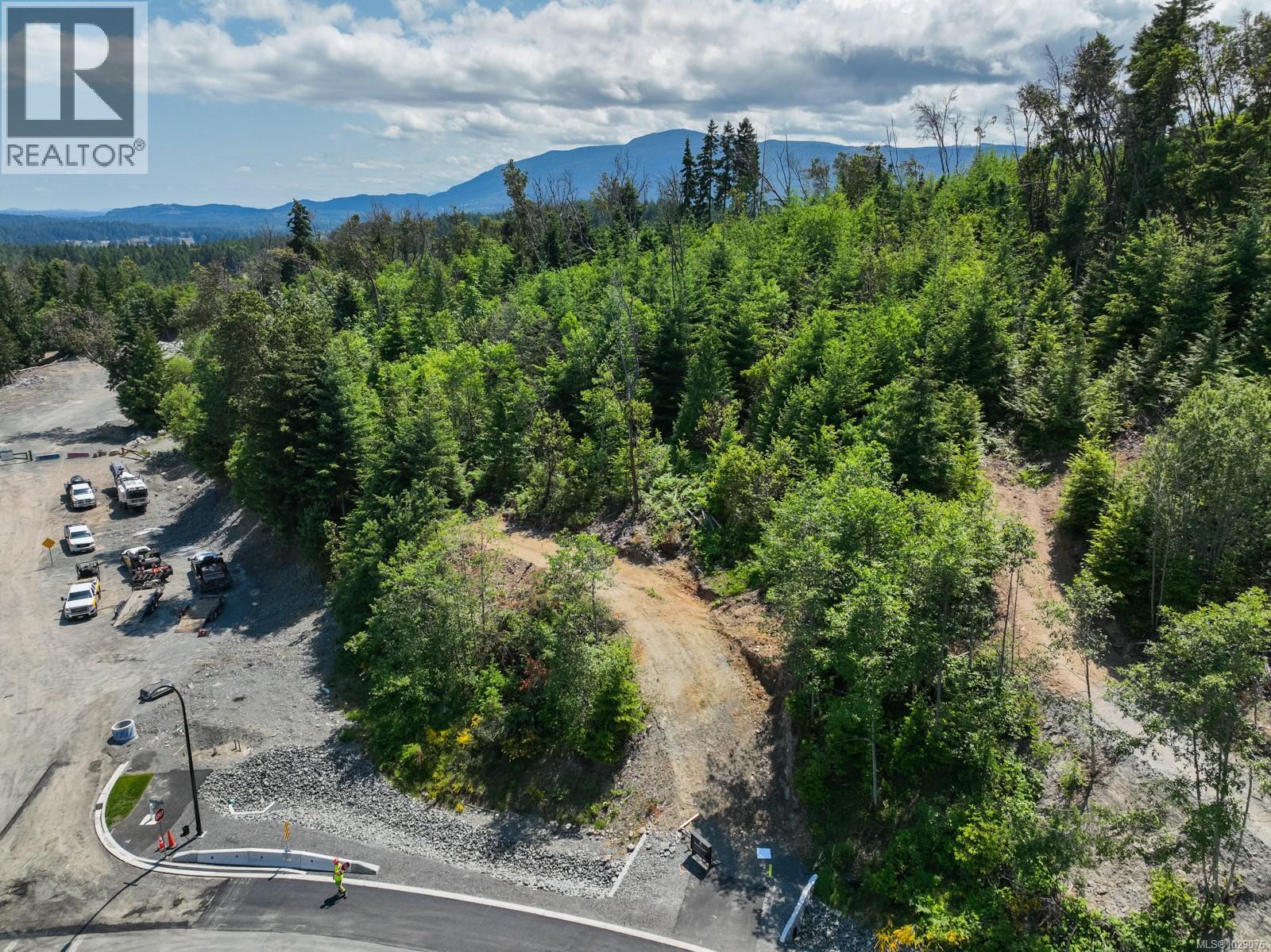 4985 Broad Ridge Pl, Lantzville