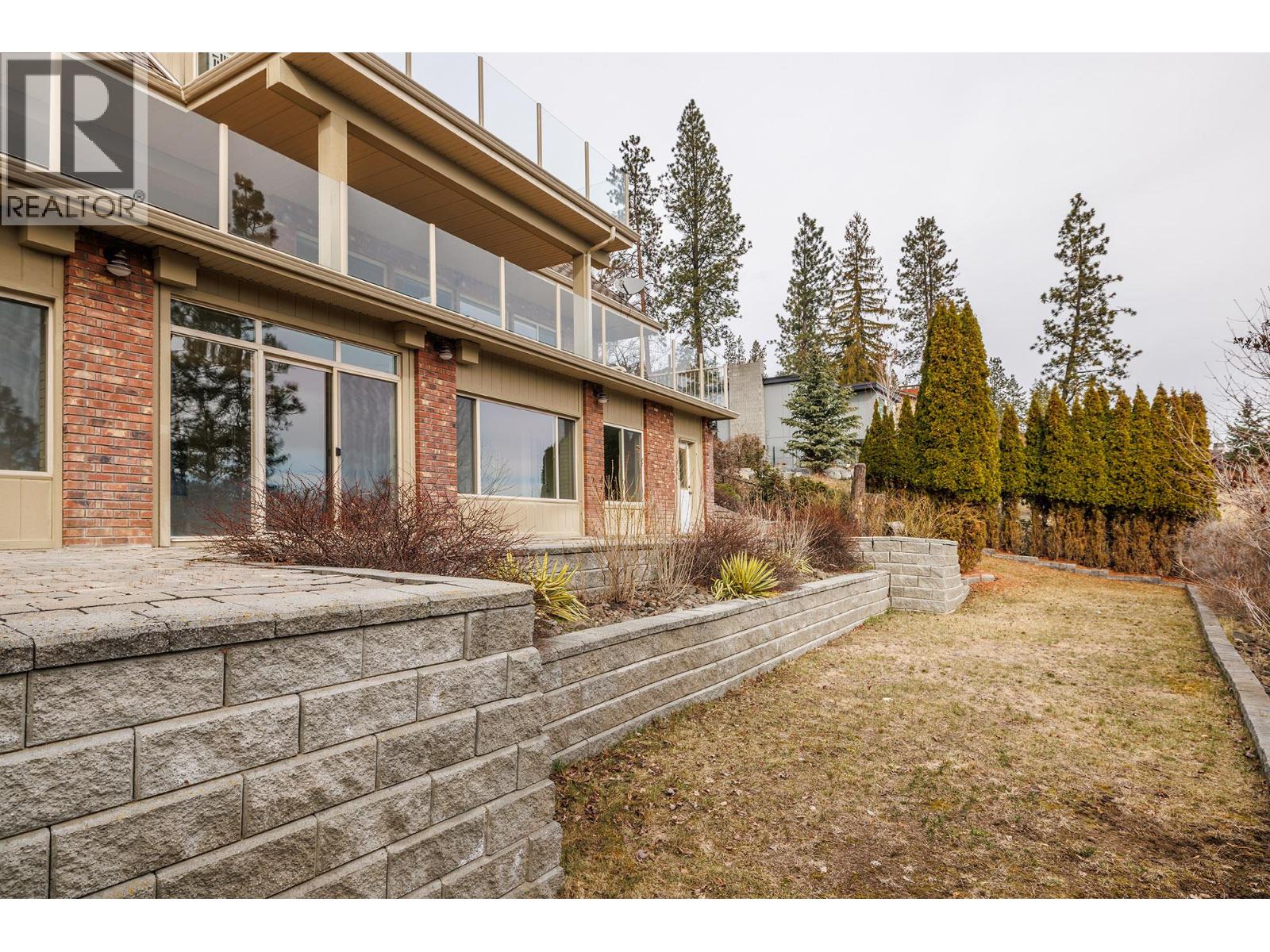 2661 Lakeridge Road, West Kelowna