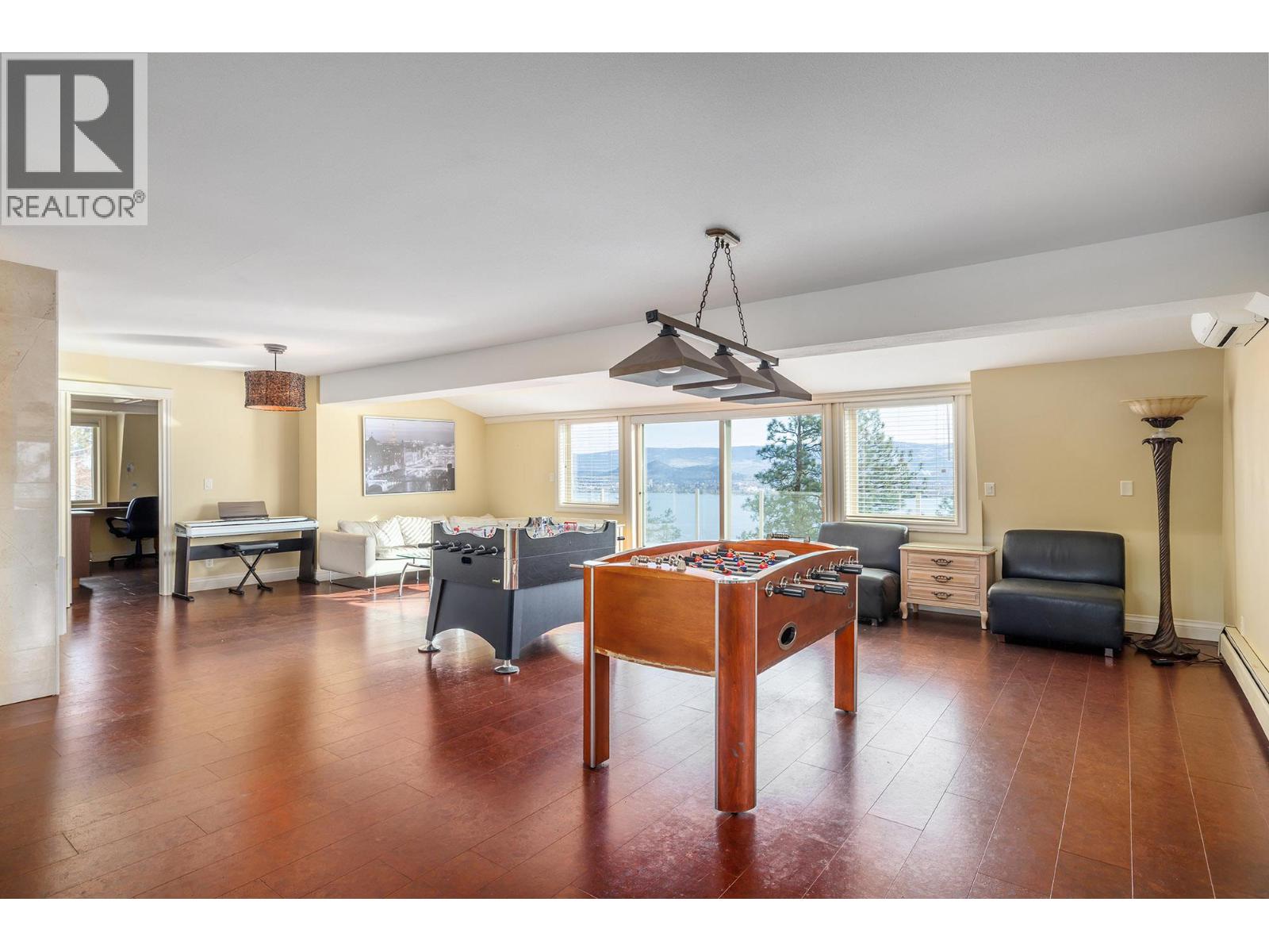 2661 Lakeridge Road, West Kelowna