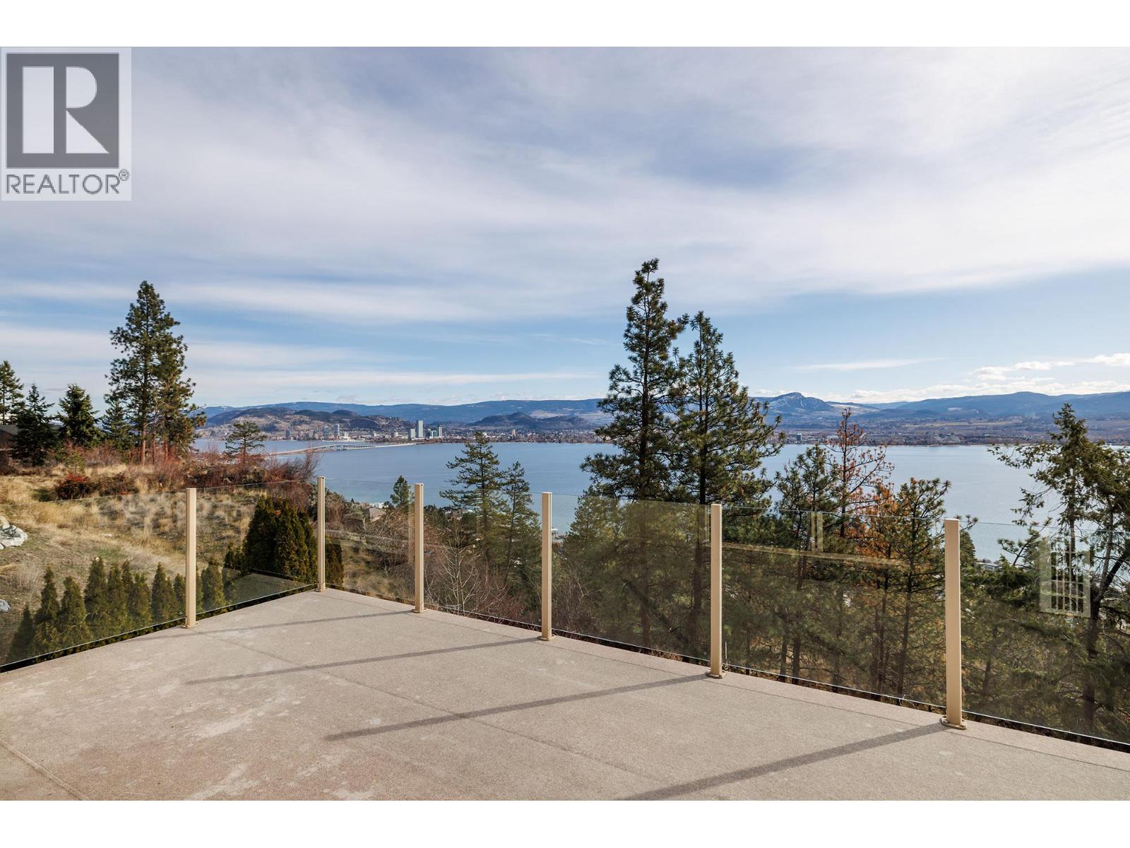 2661 Lakeridge Road, West Kelowna