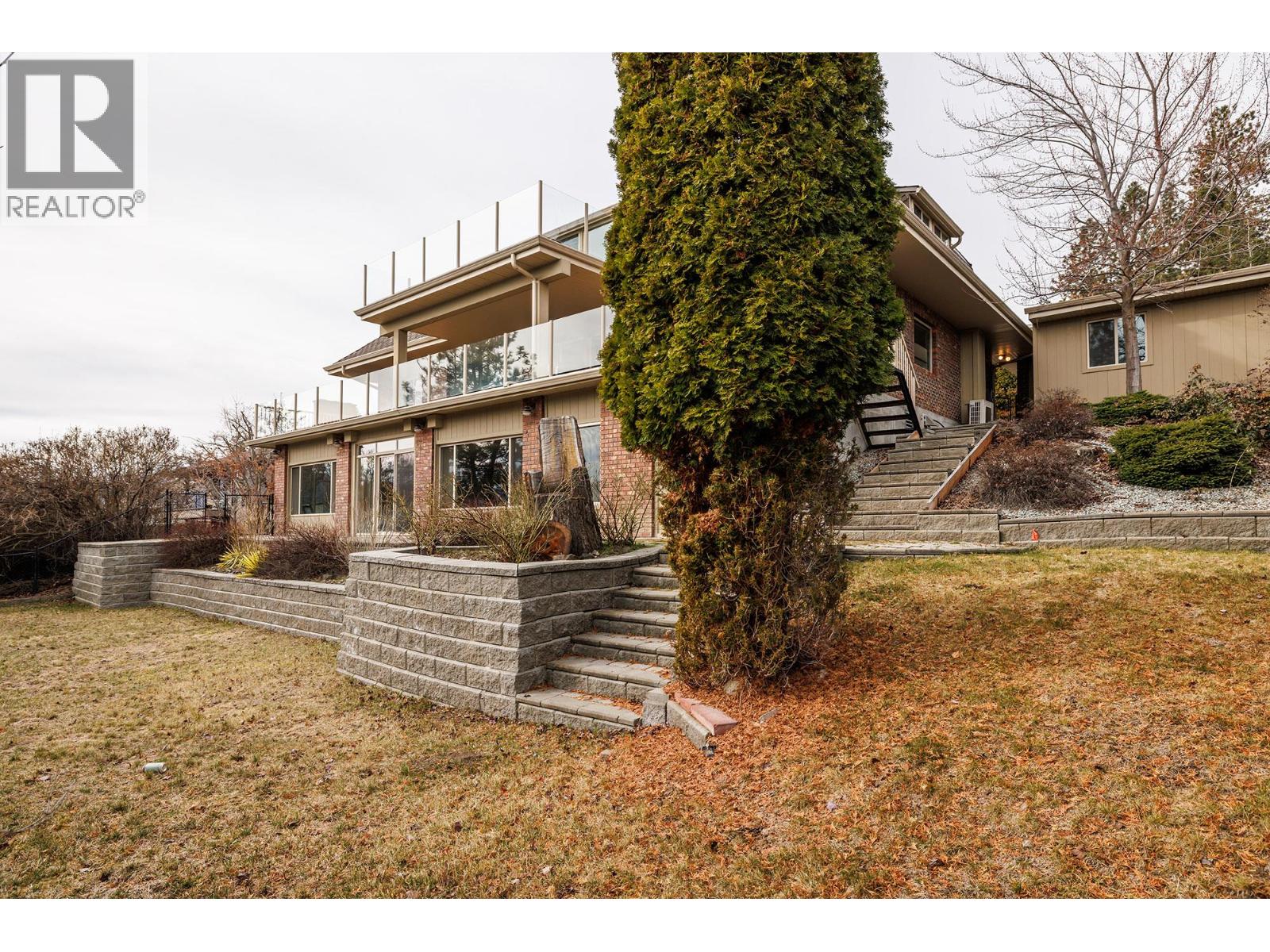 2661 Lakeridge Road, West Kelowna
