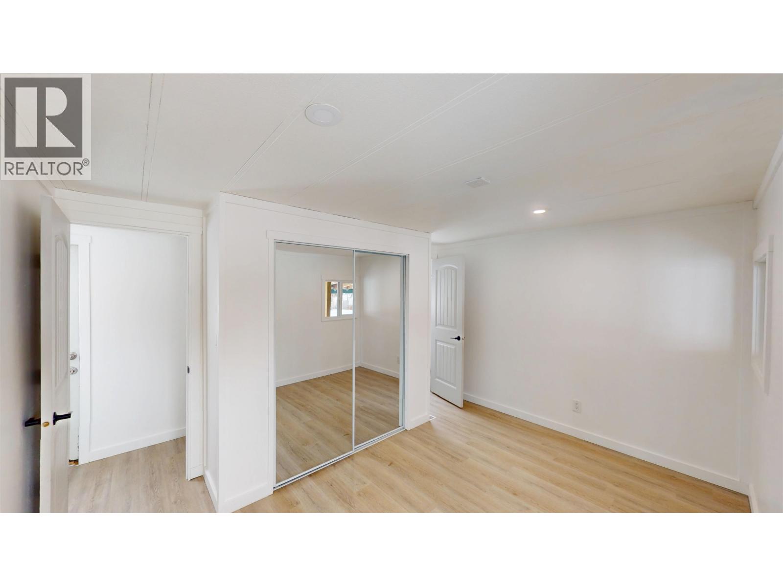 10356 99 STREET - 28