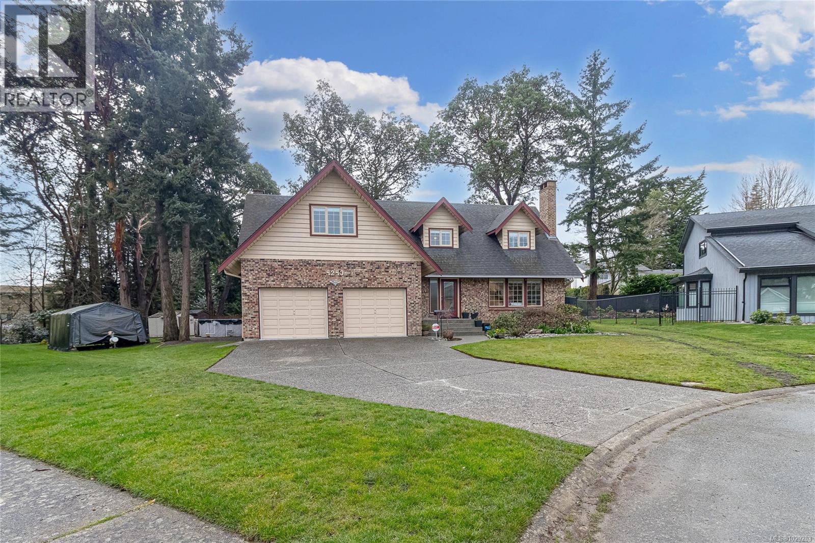  4243 Maimie Place, Saanich