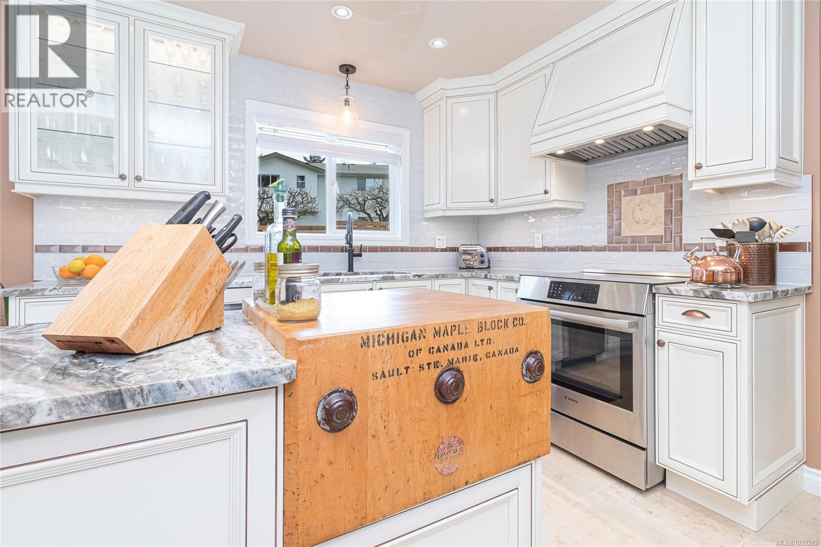 4243 Maimie Pl - 15