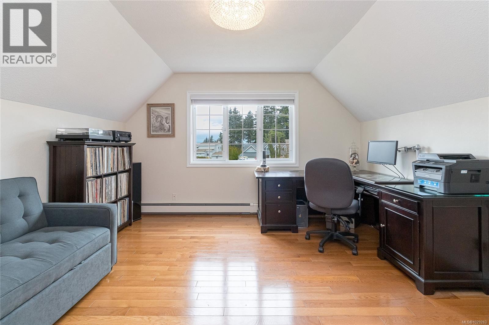  4243 Maimie Place, Saanich