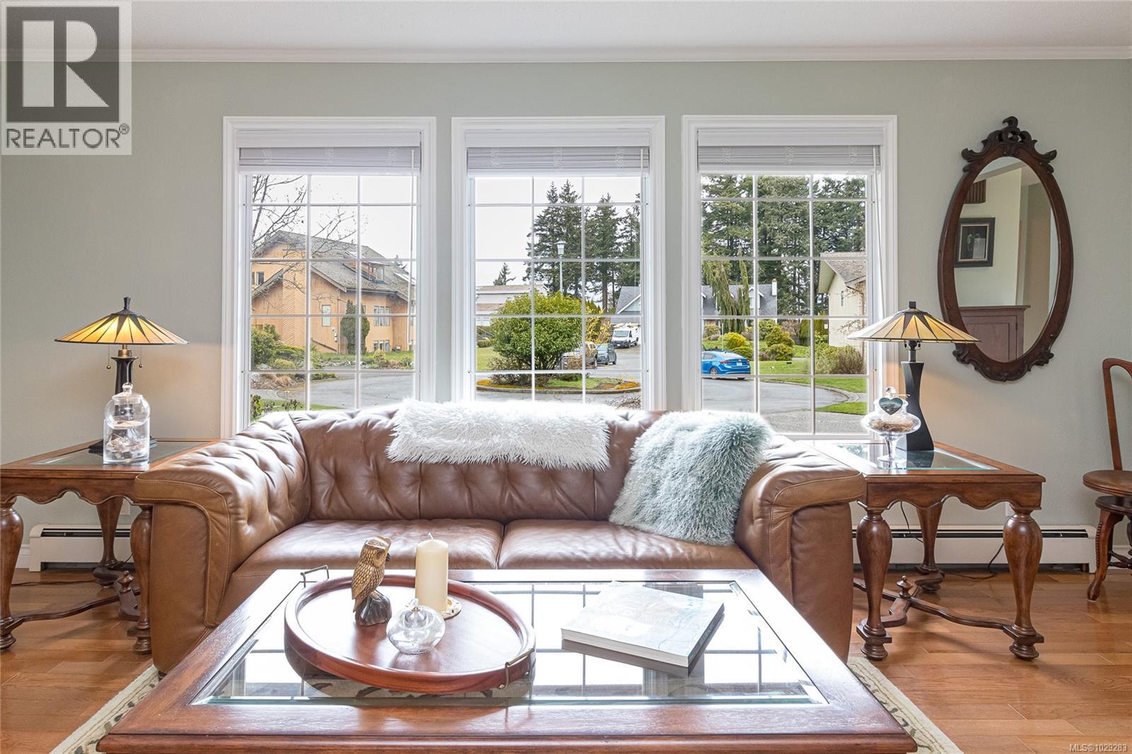  4243 Maimie Place, Saanich