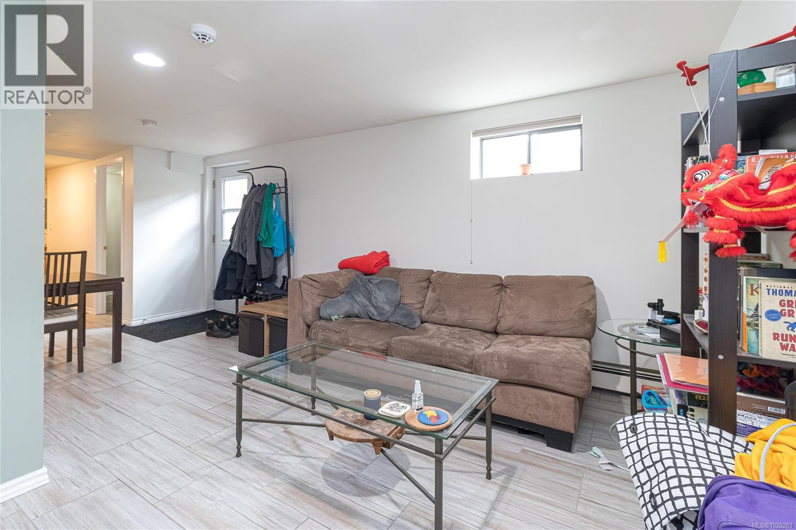  4243 Maimie Place, Saanich