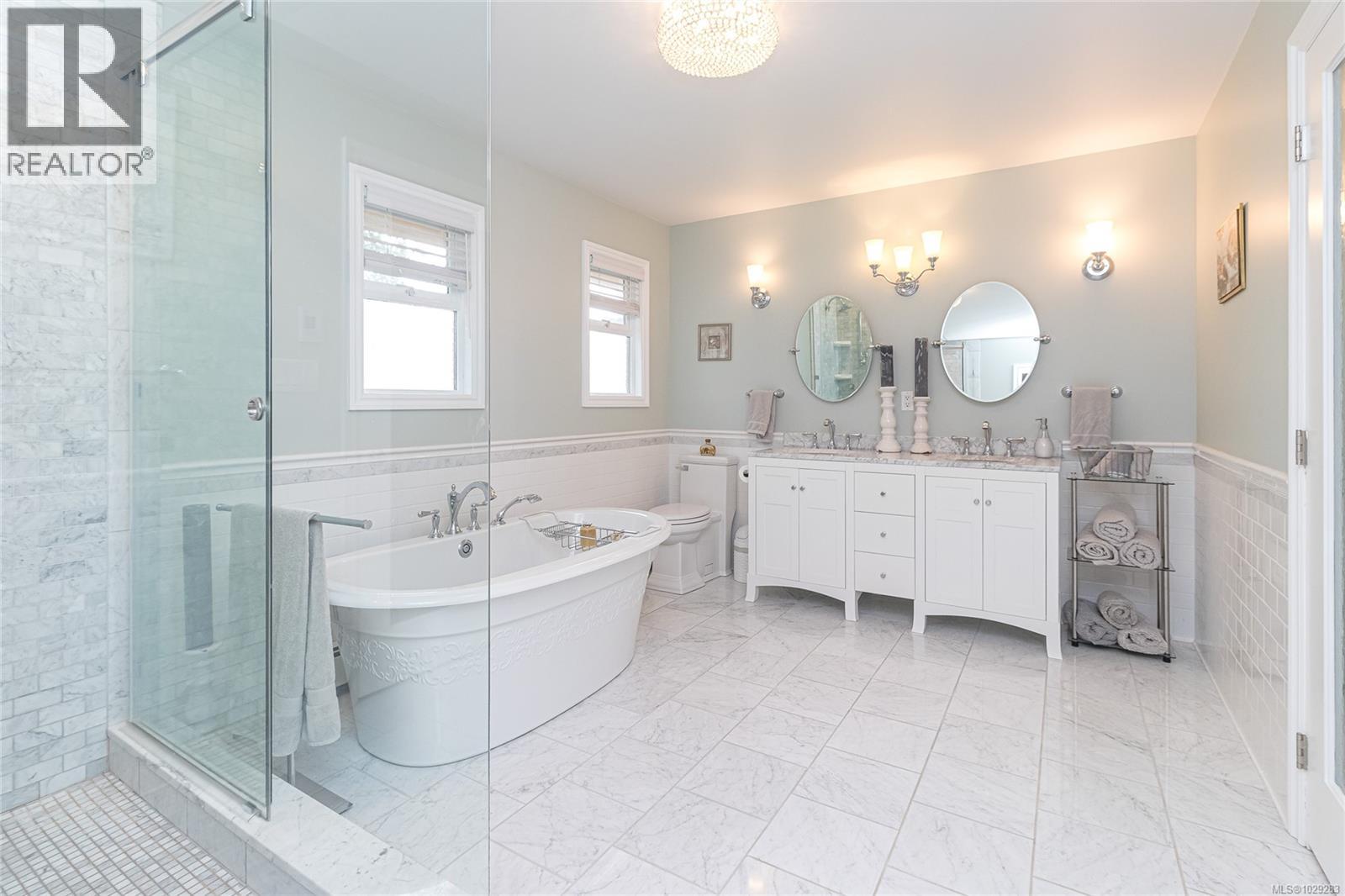  4243 Maimie Place, Saanich