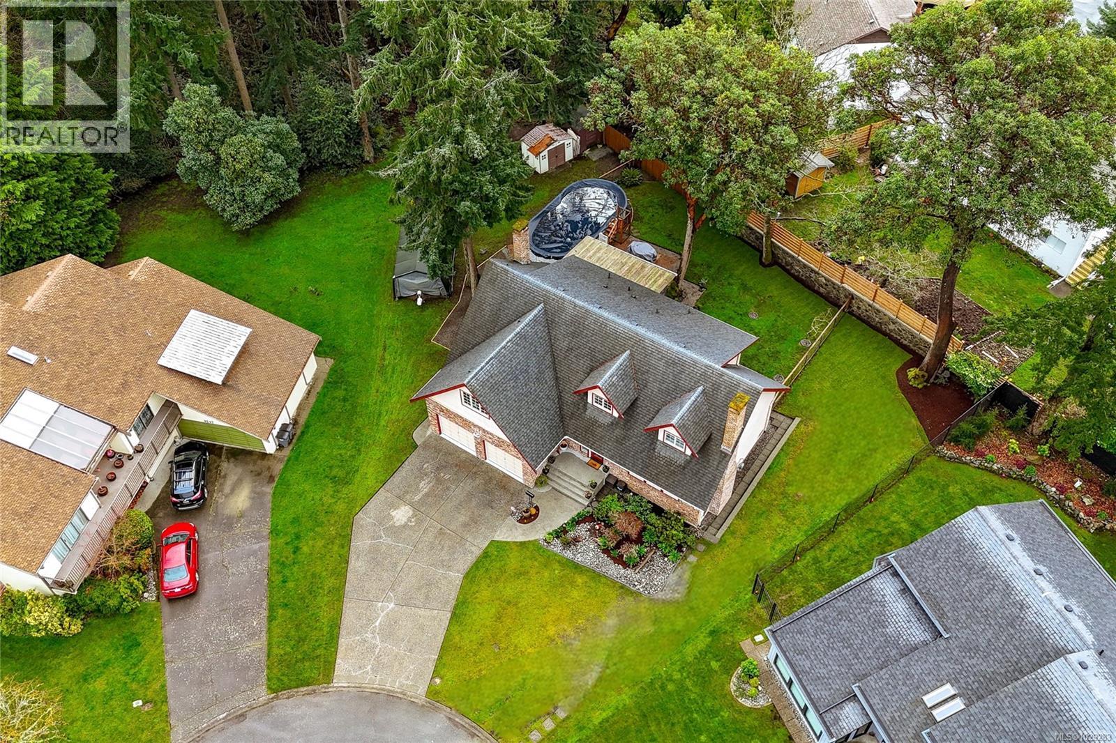  4243 Maimie Place, Saanich