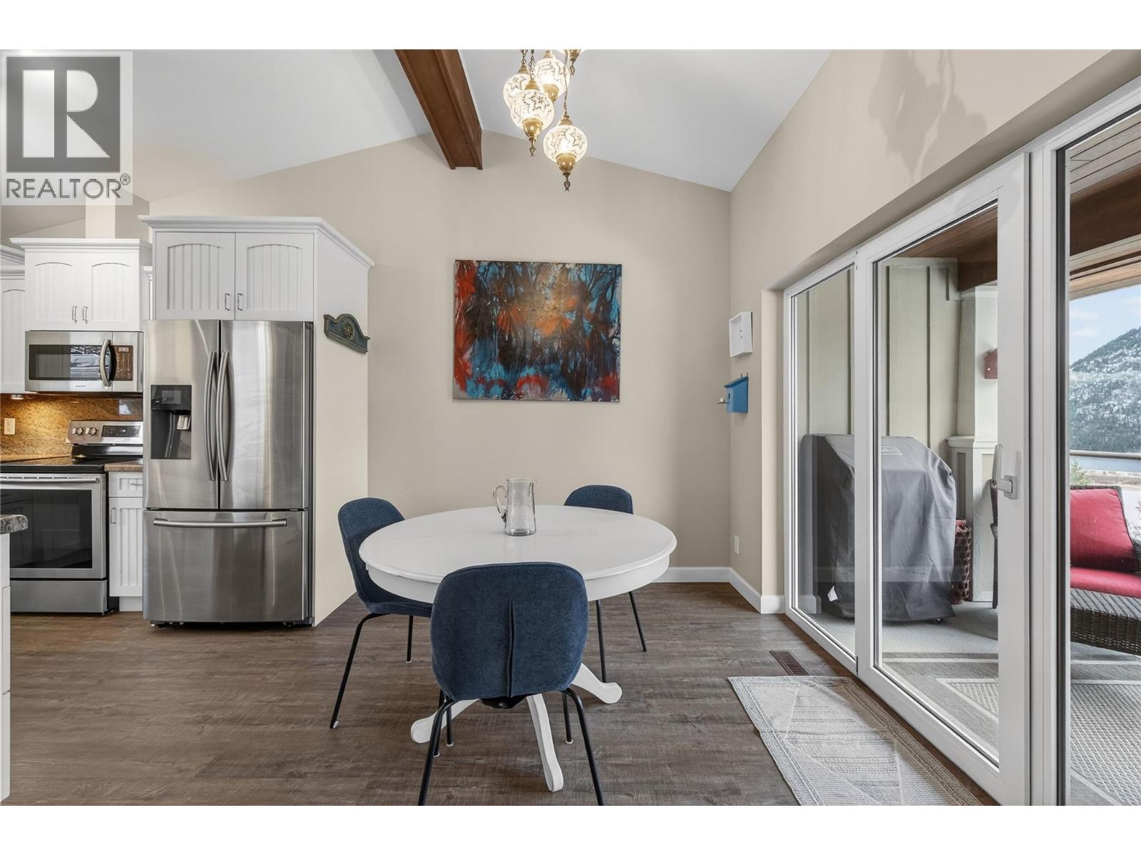 500 Old Spallumcheen Road Unit# 203, Sicamous