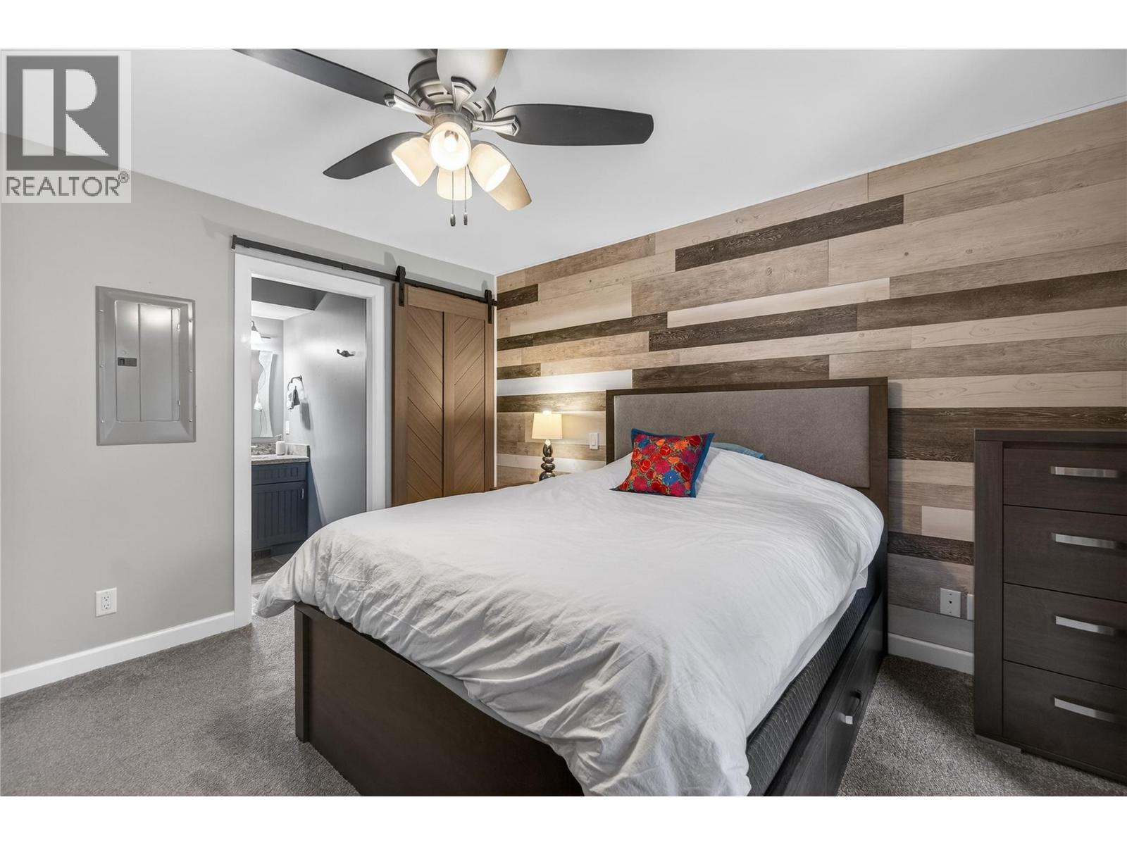 500 Old Spallumcheen Road Unit# 203, Sicamous