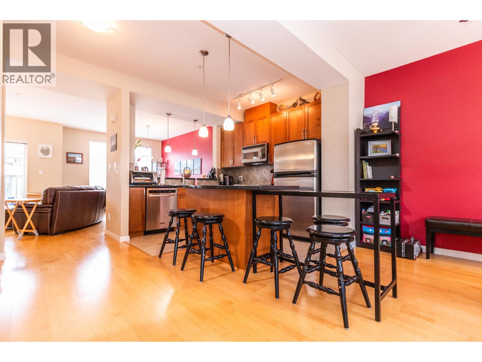 36 40632 GOVERNMENT ROAD, Squamish