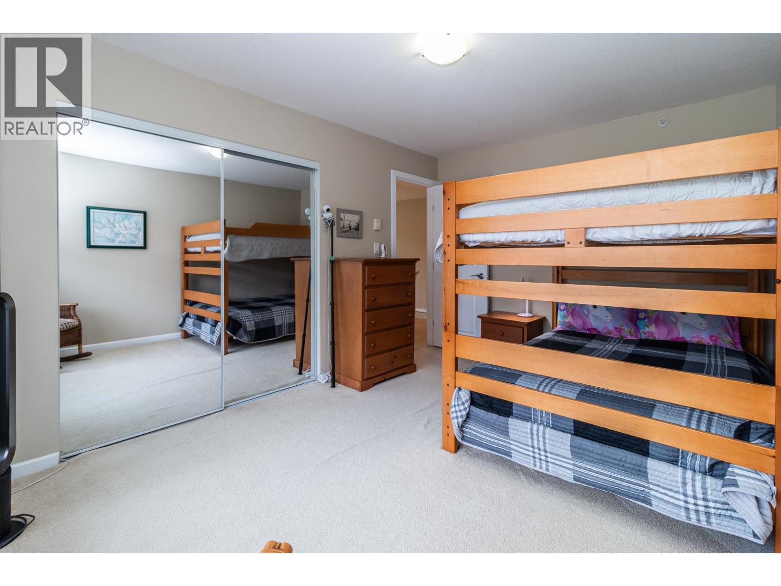 36 40632 GOVERNMENT ROAD, Squamish