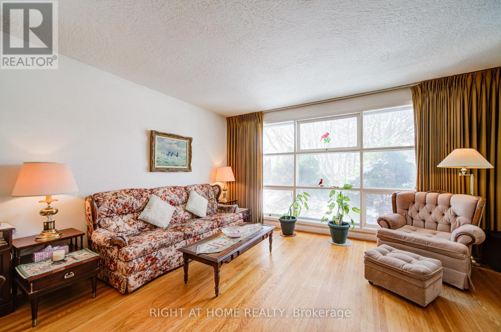 25 STRODE DRIVE - 12