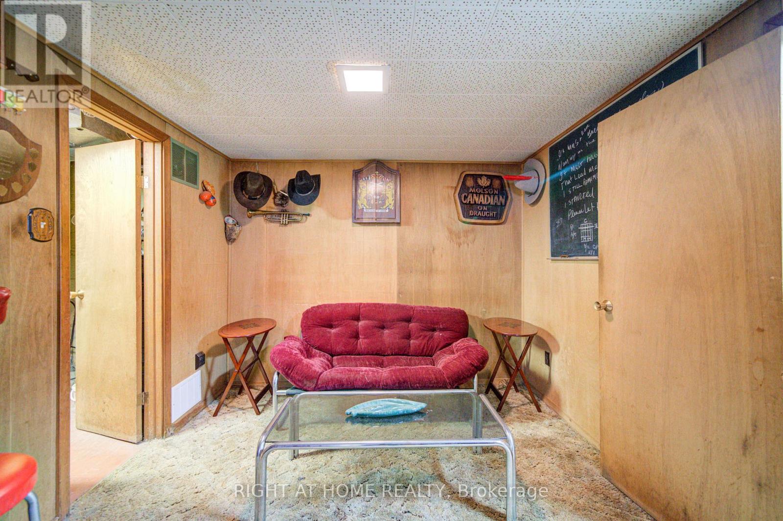 25 STRODE DRIVE - 35