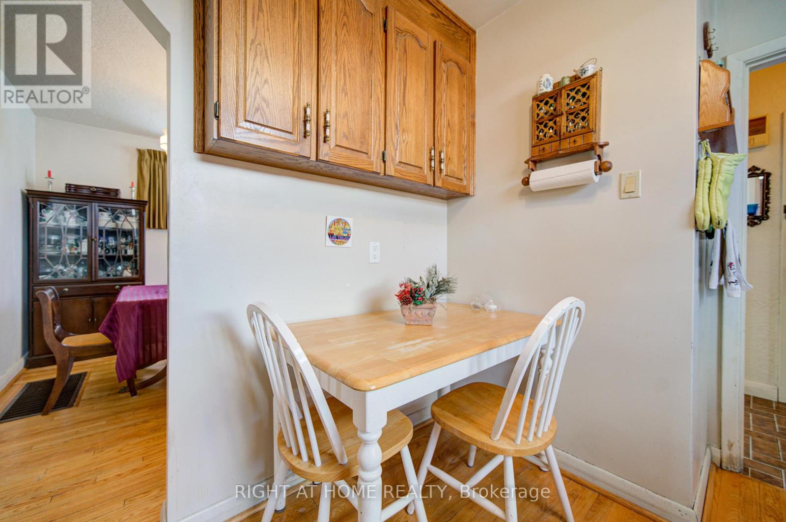 25 STRODE DRIVE - 7