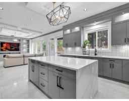 12036 Osier Place, Surrey, BC V3V4E5 Photo 9