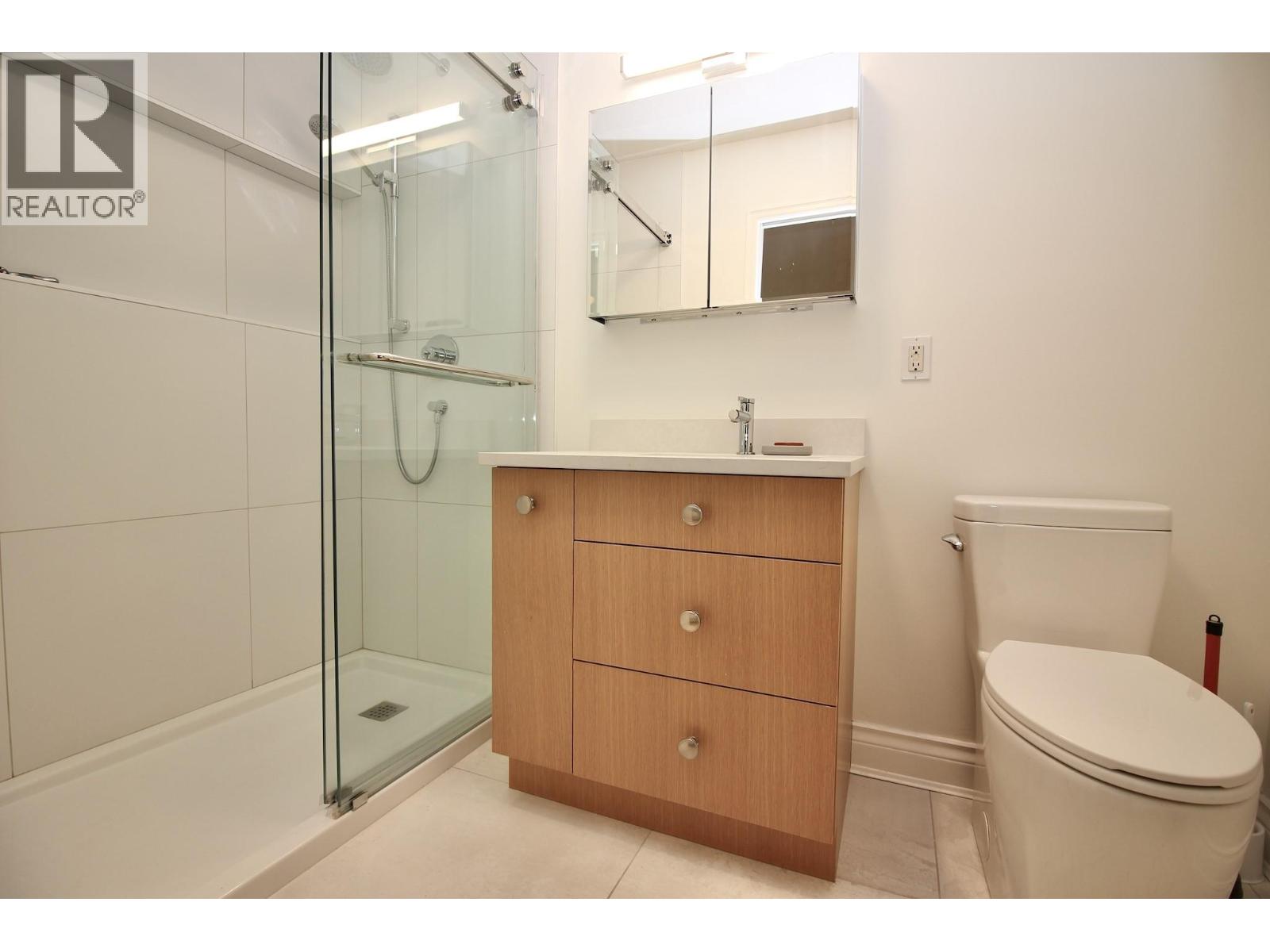 4004 Bluebird Road Unit# 406, Kelowna