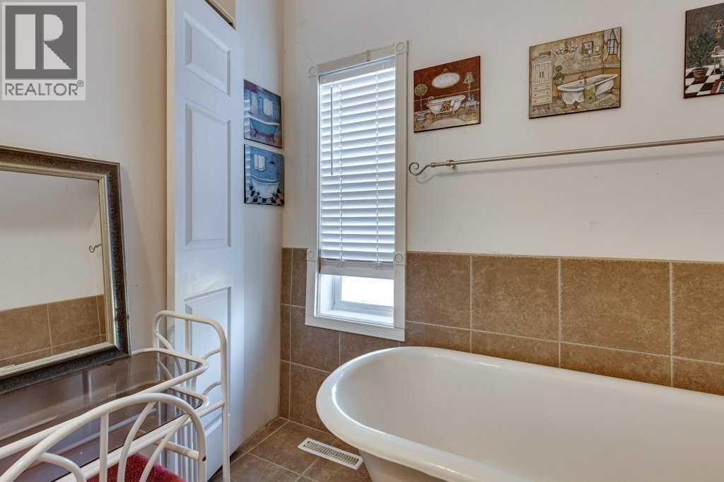 4515 50 Avenue, Innisfail