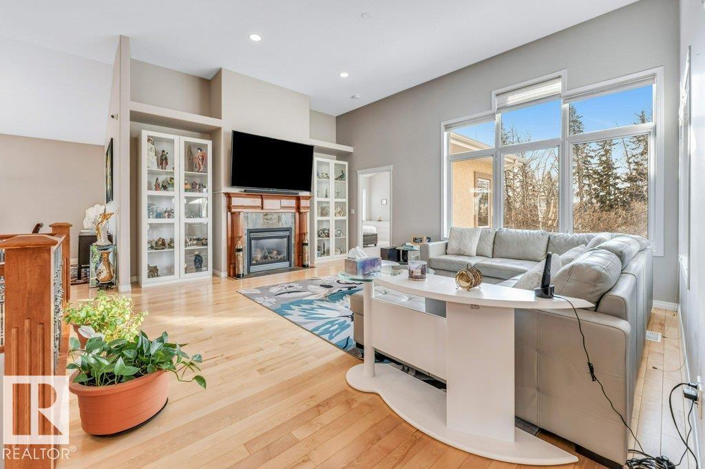 #20 18343 LESSARD RD NW - 25