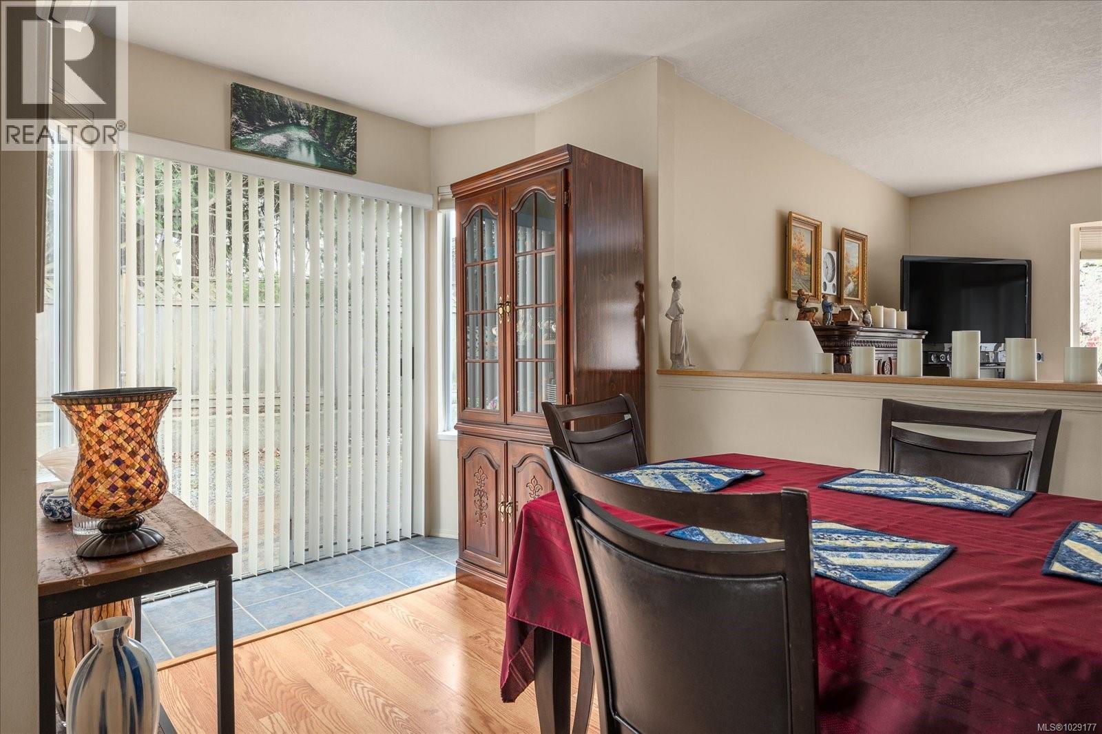 492 Aquila Pl, Parksville