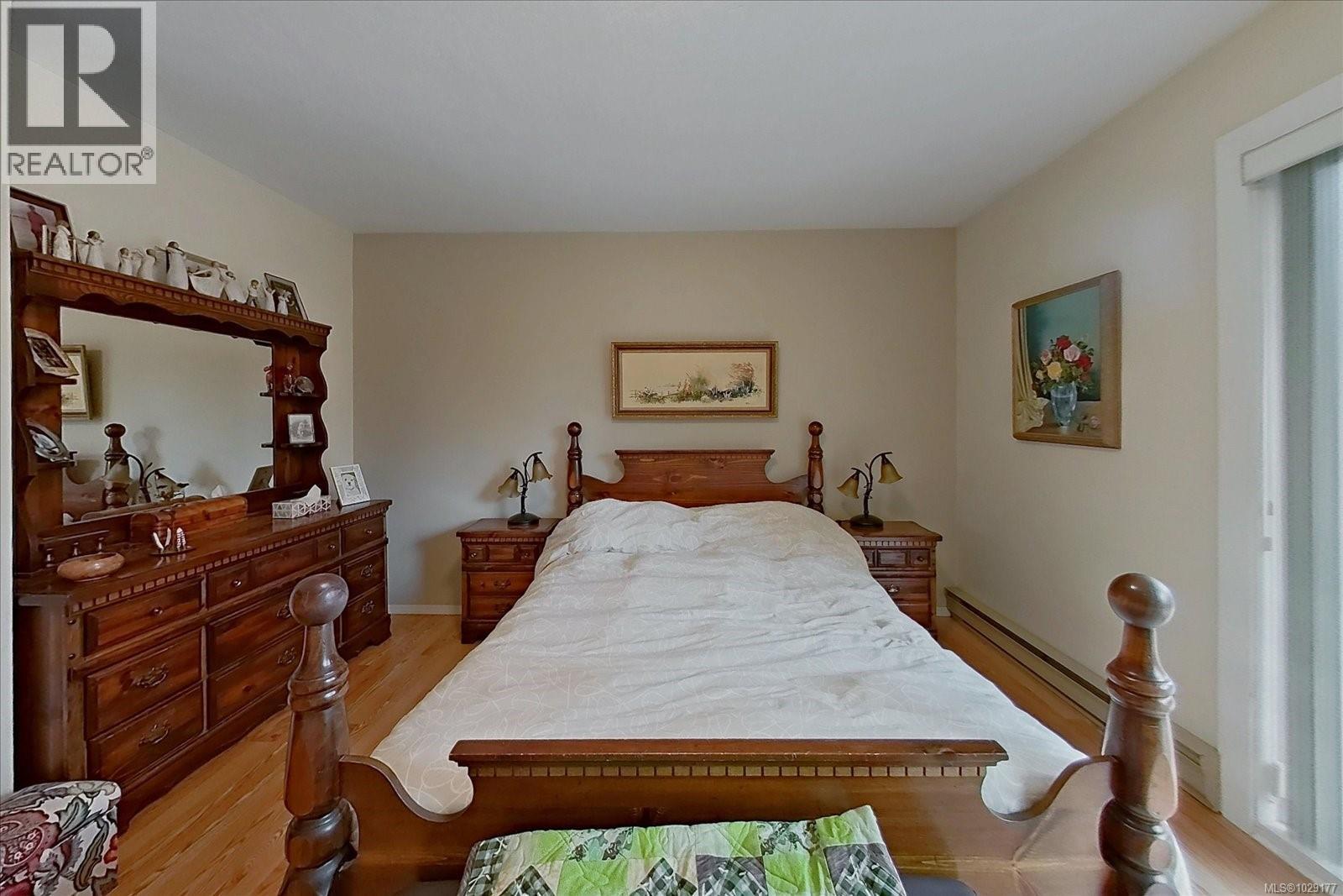 492 Aquila Pl, Parksville