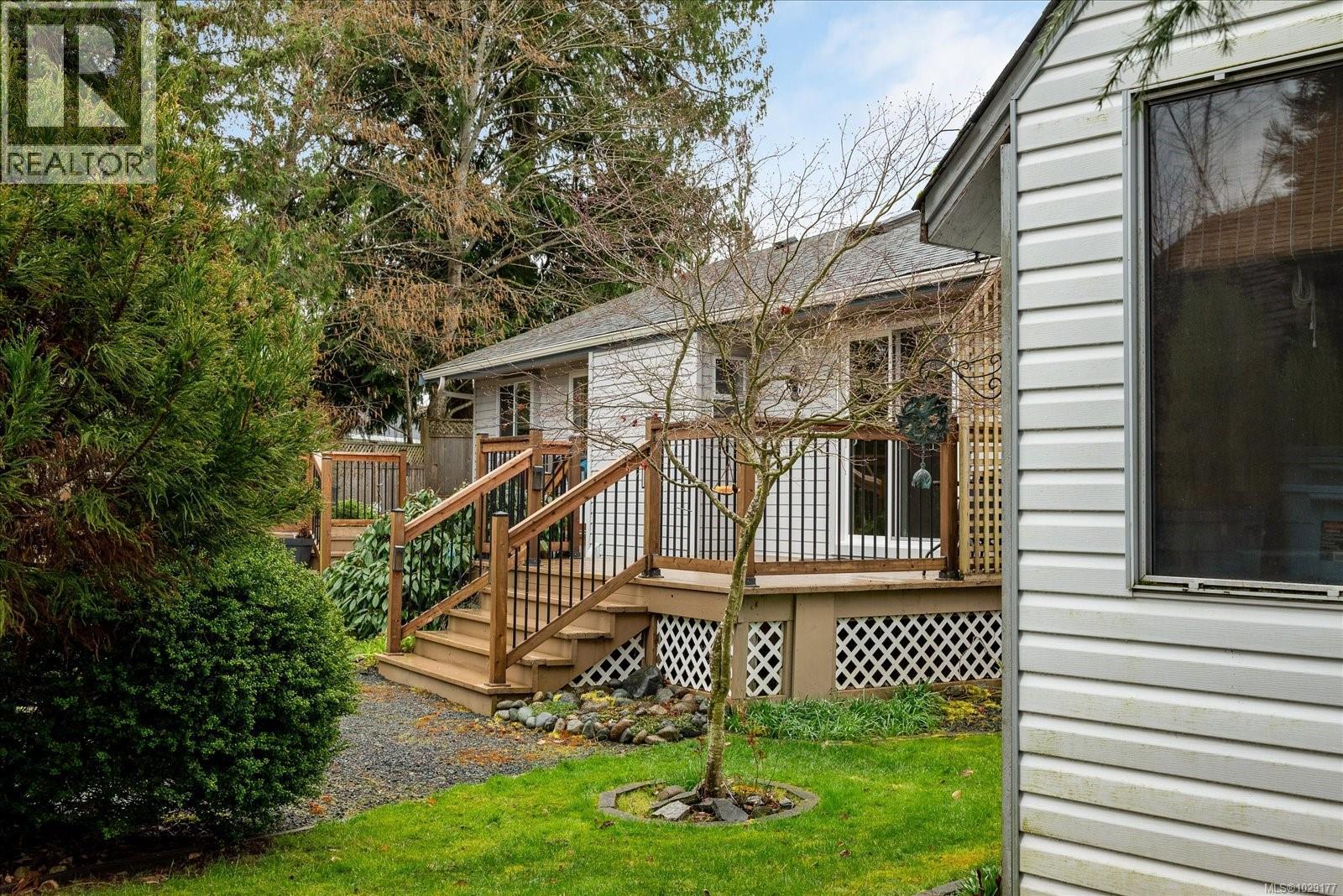 492 Aquila Pl, Parksville