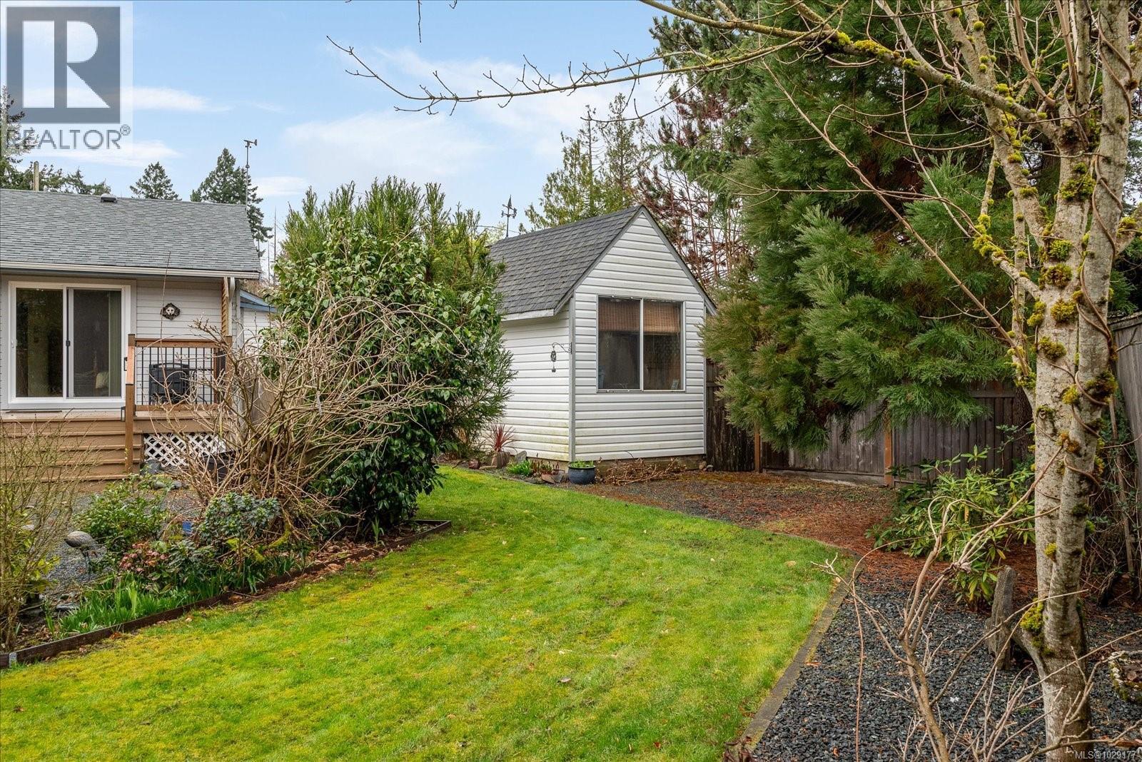 492 Aquila Pl, Parksville