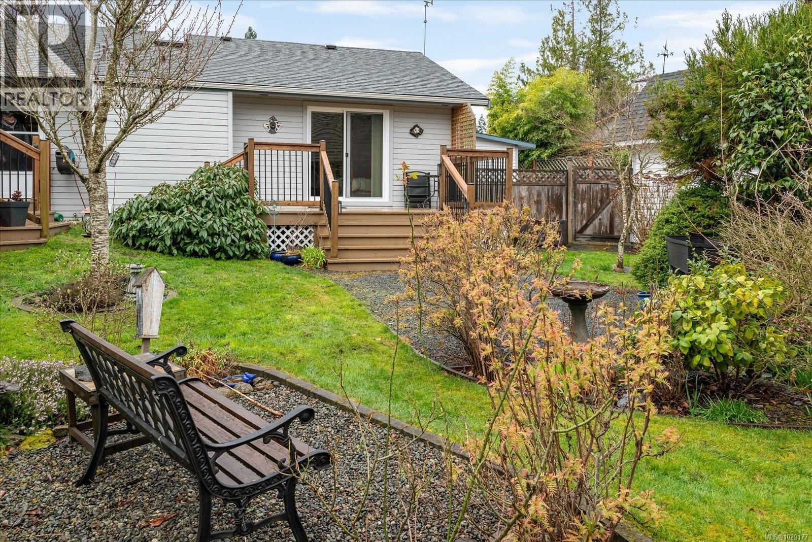 492 Aquila Pl, Parksville