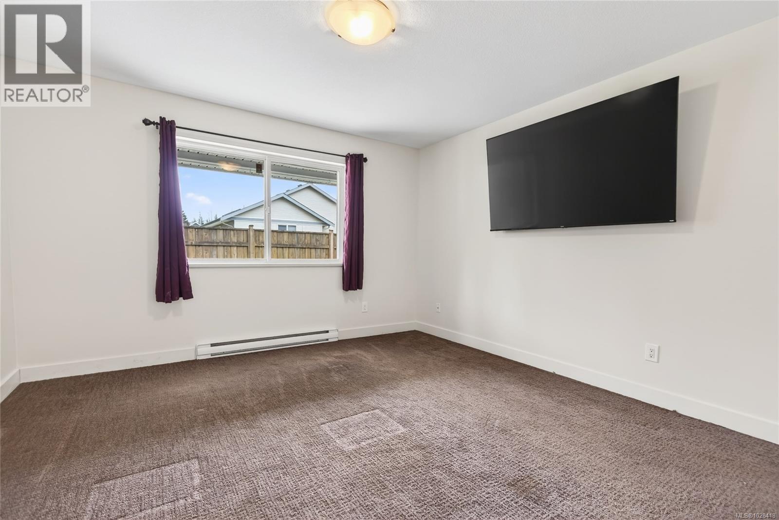 #8 3400 CONISTON CRES - 17