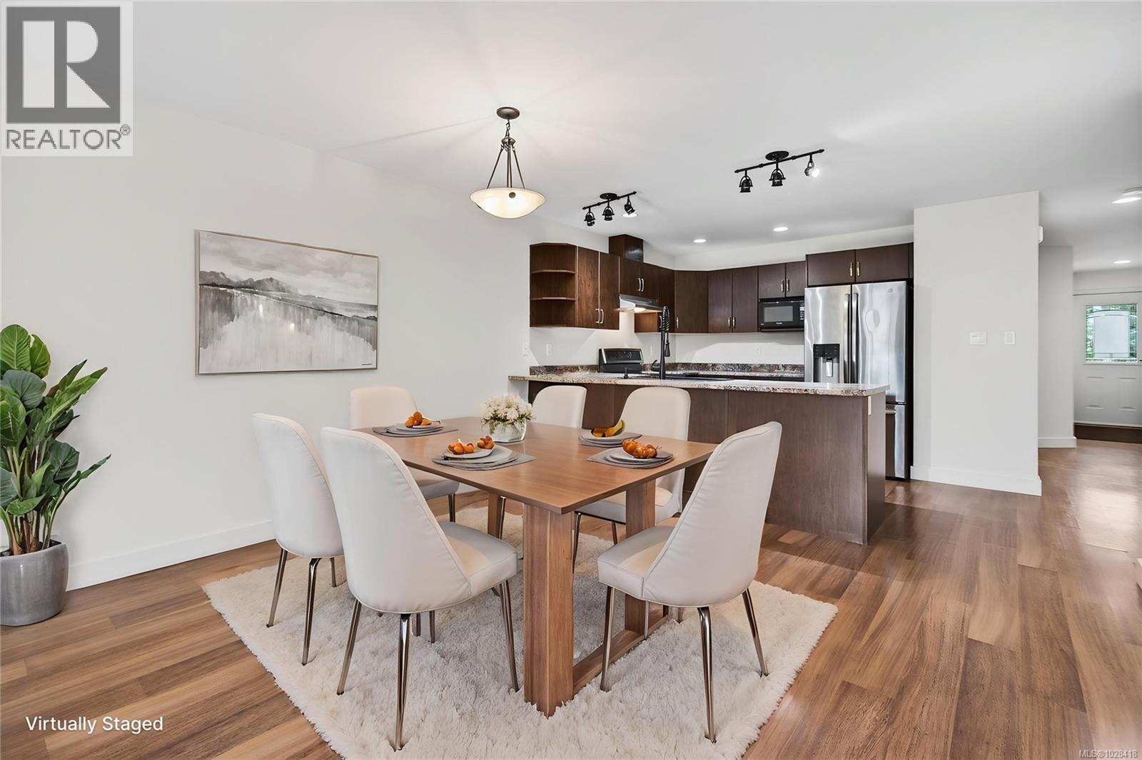 #8 3400 CONISTON CRES - Image 2