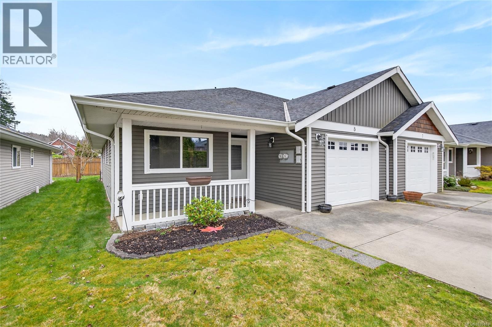 #8 3400 CONISTON CRES - 31