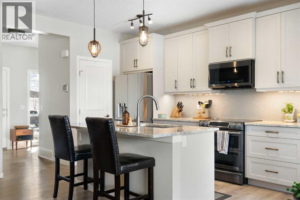 46 Emberside Place, Cochrane