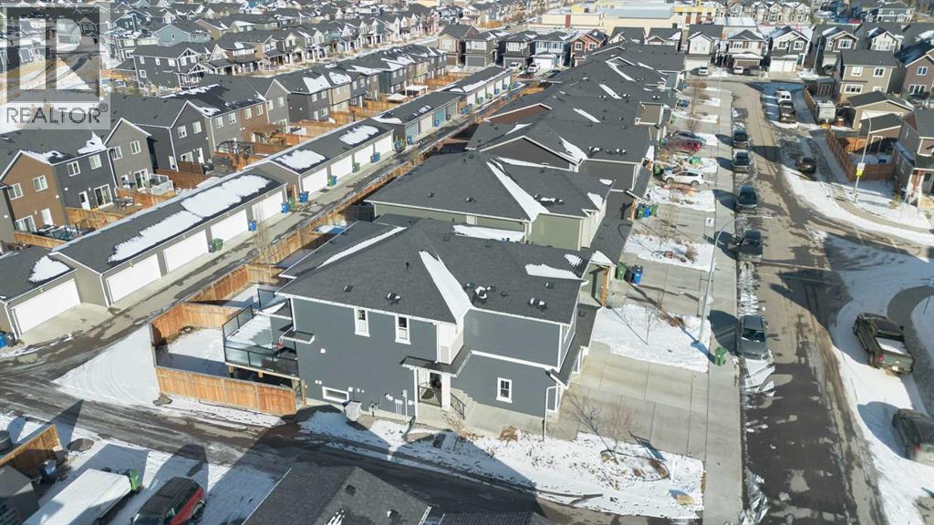 46 Emberside Place, Cochrane