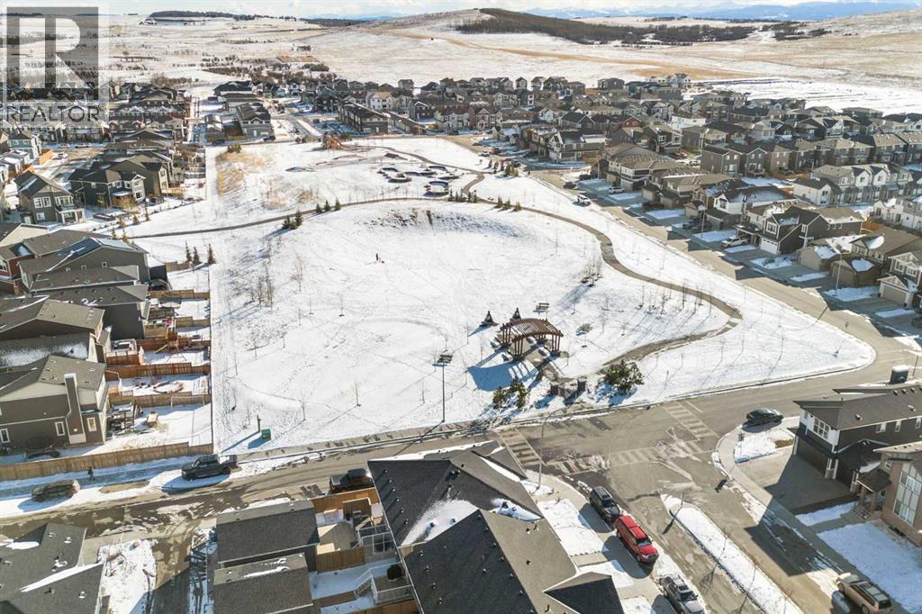 46 Emberside Place, Cochrane