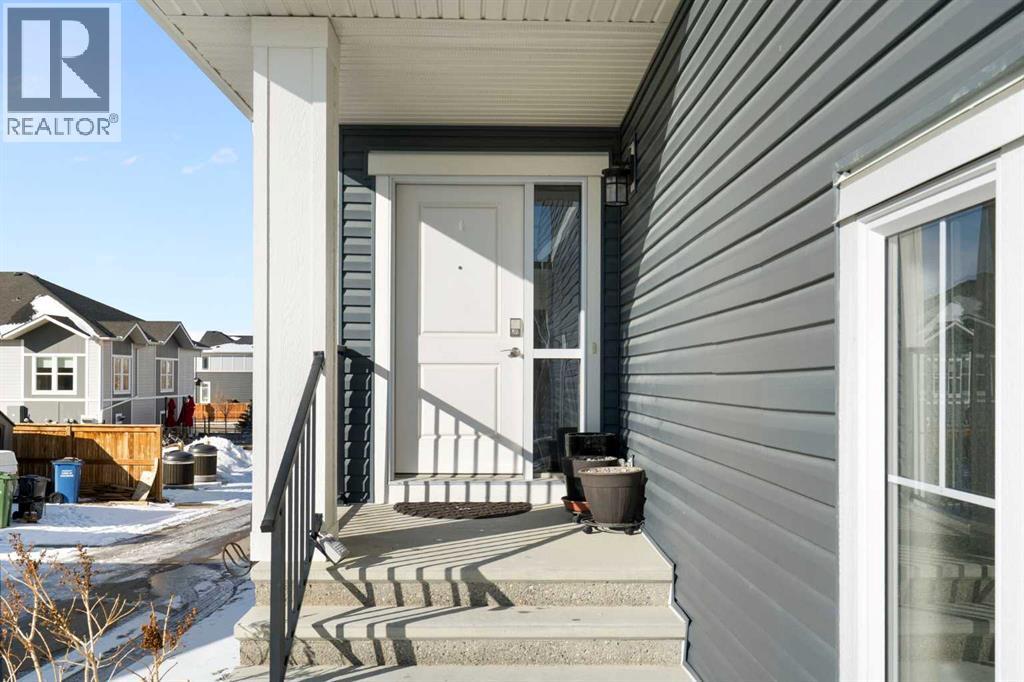 46 Emberside Place, Cochrane