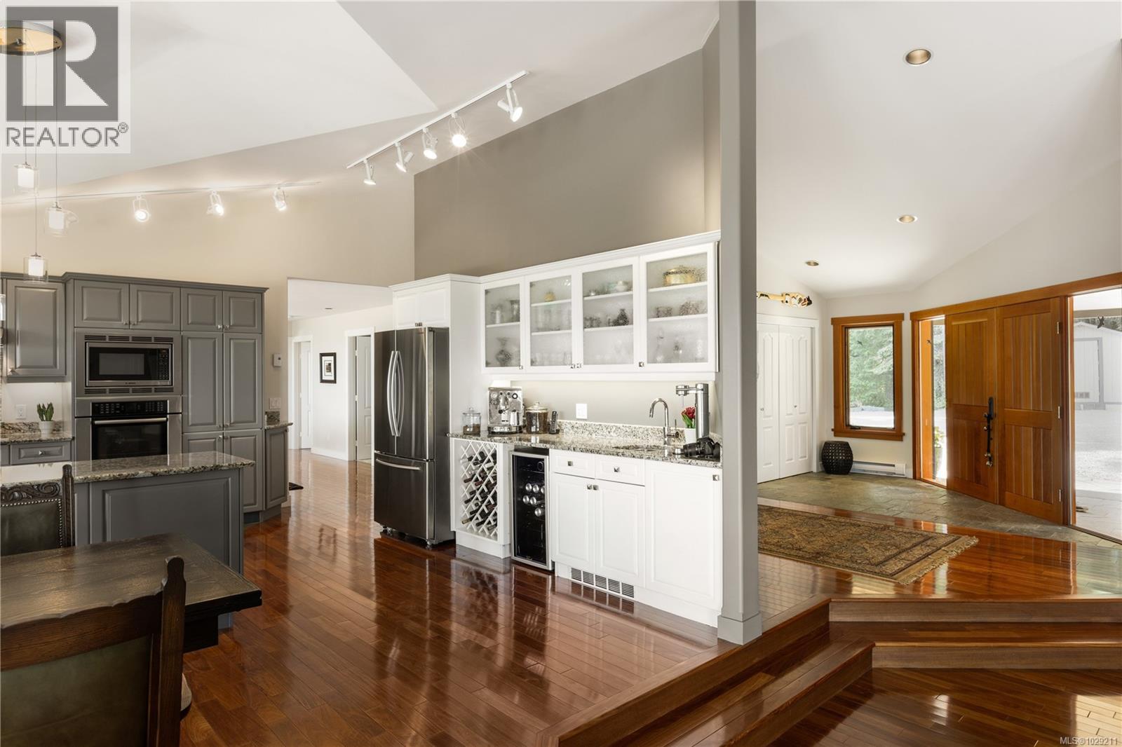  253 Chilton Road, Salt Spring