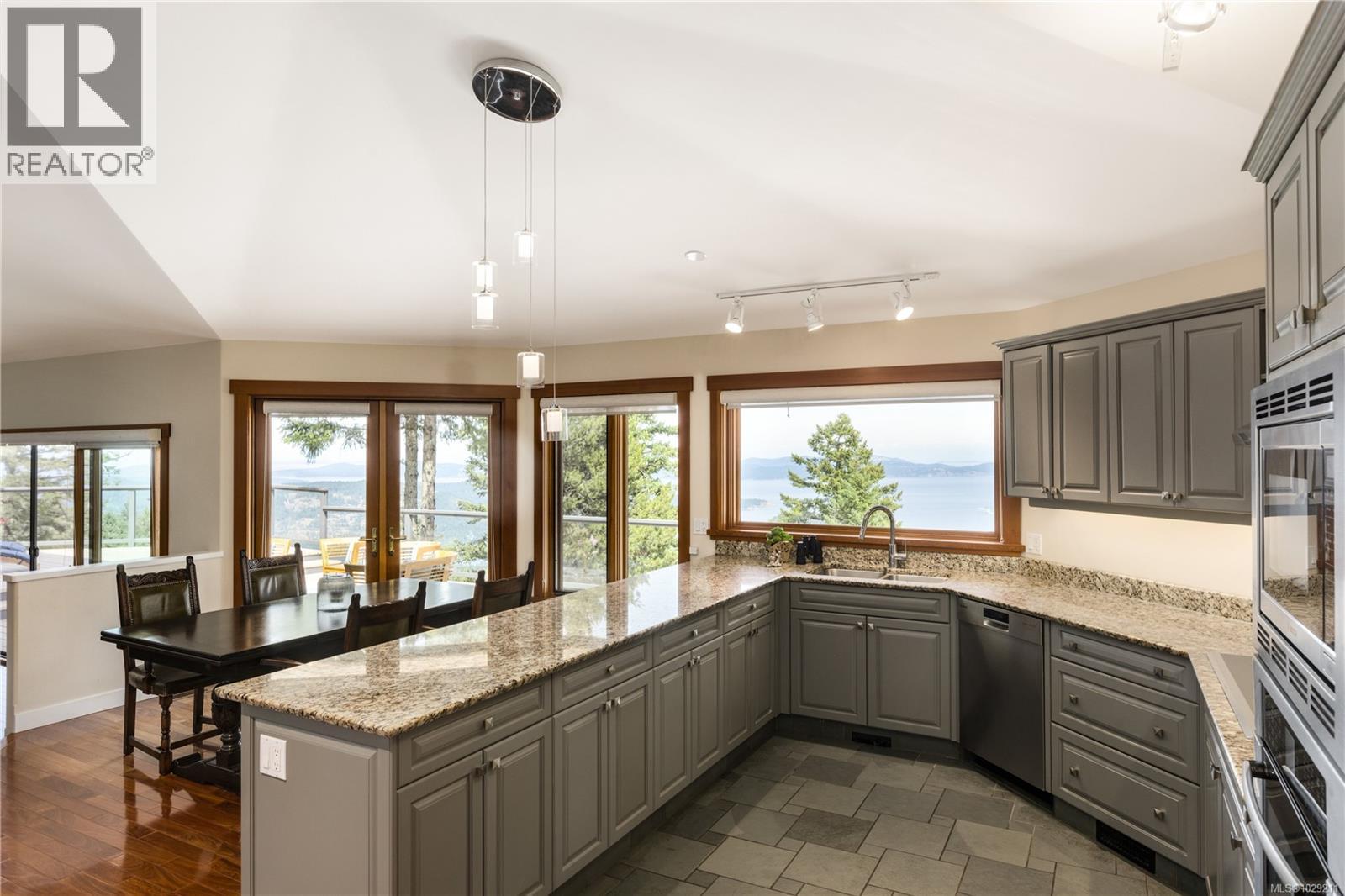  253 Chilton Road, Salt Spring