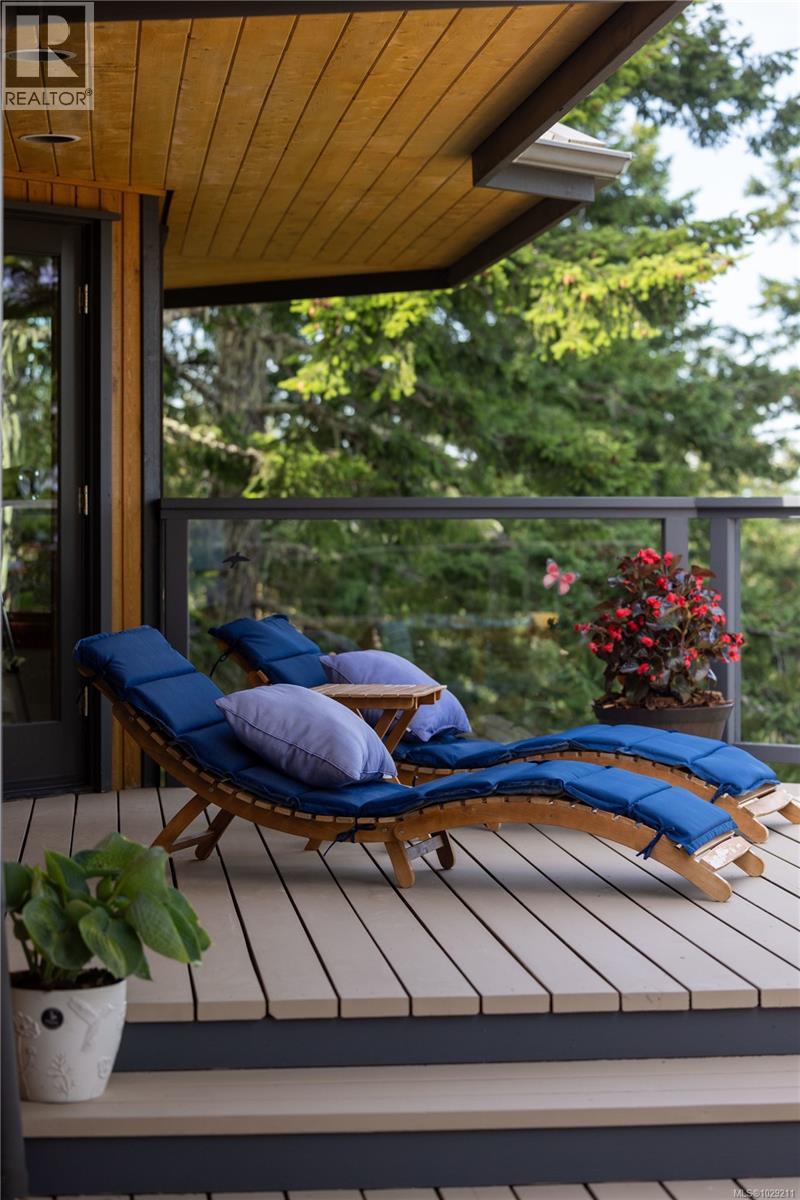  253 Chilton Road, Salt Spring