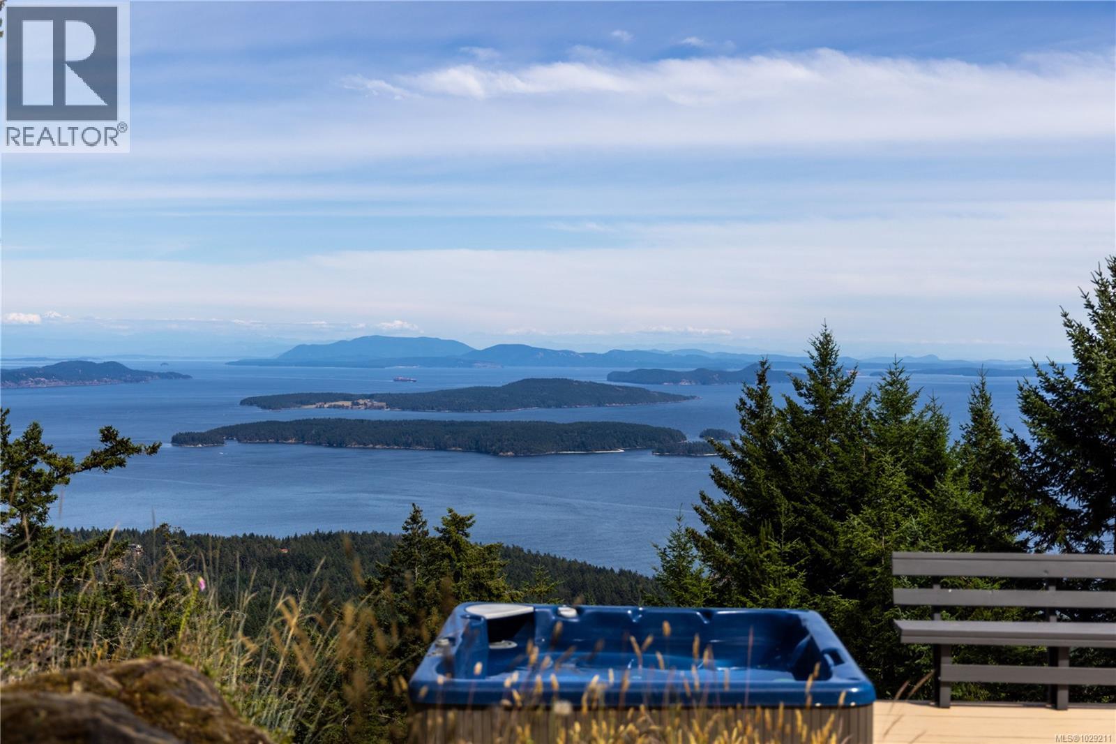  253 Chilton Road, Salt Spring