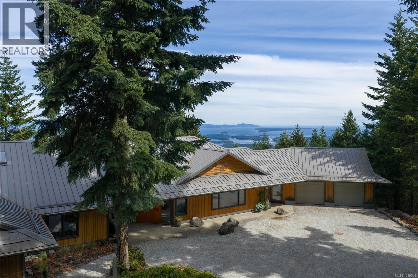  253 Chilton Road, Salt Spring
